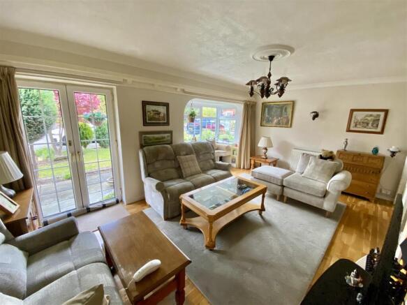 living room6.jpeg