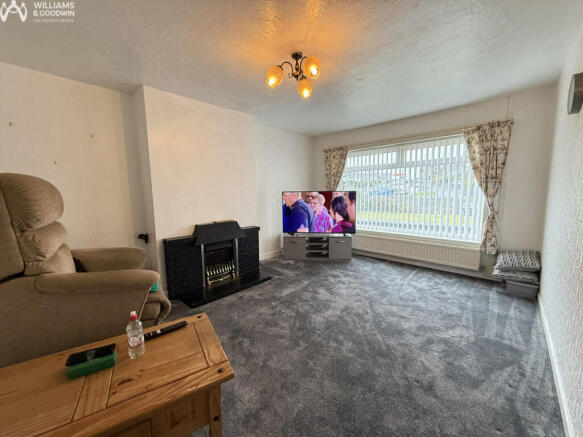 Ffordd Cildwrn, Llangefni, Anglesey, LL77 photo 4
