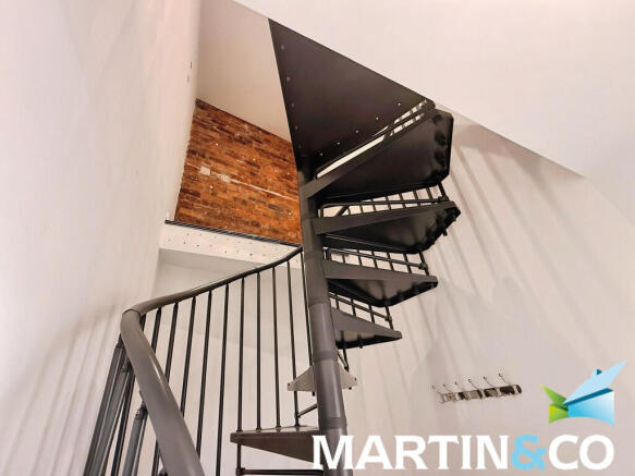 2 bed Apartment to rent Image 8