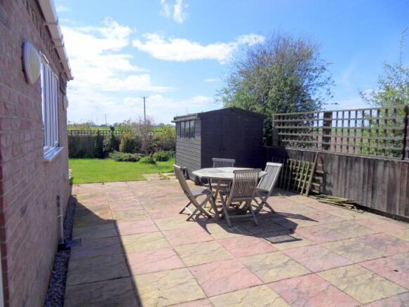 SIDE PATIO AREA