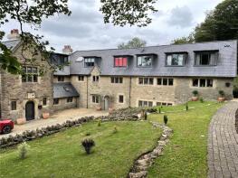 Flat 4, Brockham End Mews, Access Road To Brockham End, Charlcombe, Bath BA1 9BZ