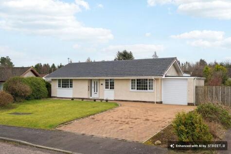 Murieston Drive, Livingston, EH54