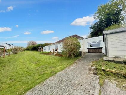 Heol Blaengwastod, Llangunnor, Carmarthen