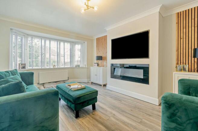 4 bed Detached for sale Image 6