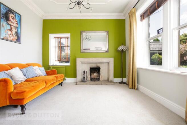 4 bed Detached for sale Image 9