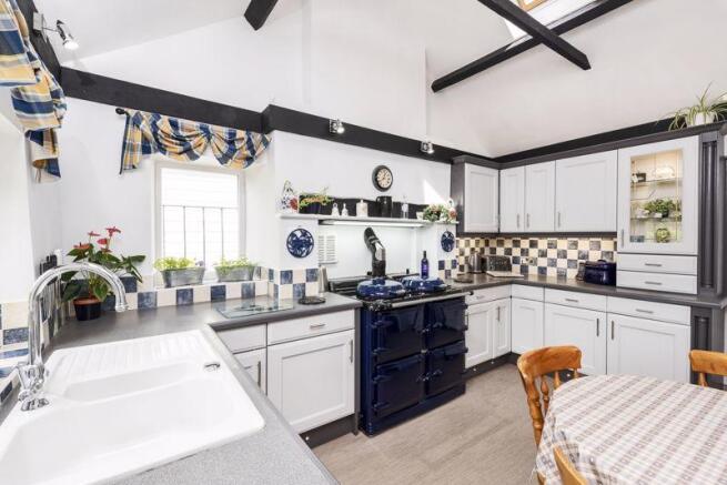 Kitchen / Brea...