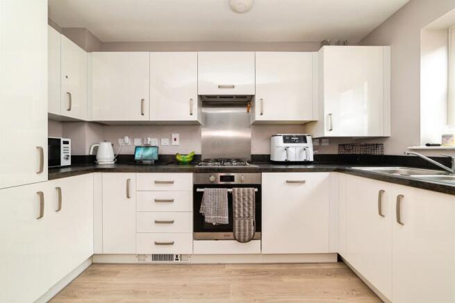 Sander Close, Stotfold, Hitchin photo 4