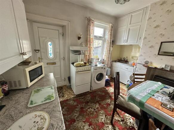 Bramleys Estate Agents - Cleckheaton Road - Low Mo