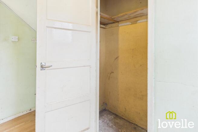 3 bed Terraced for sale Image 11