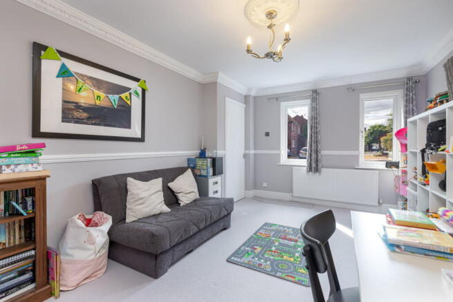 4 bed Detached for sale Image 5