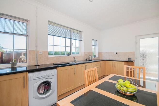 Kitchen/breakfast ro