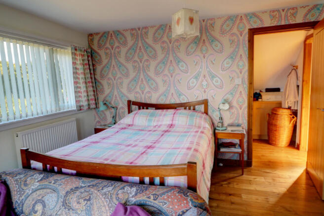 Master to Ensuite
