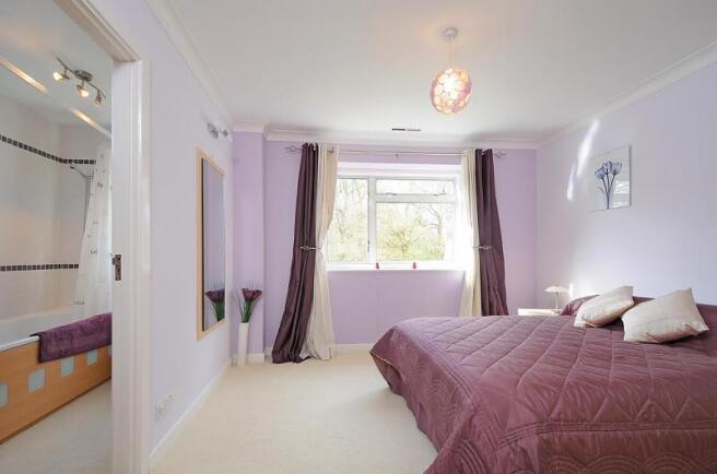 Guest bedroom