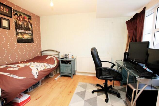 Photo 12