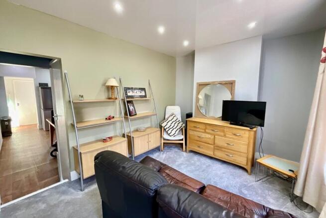 3 bed Terraced for sale Image 4