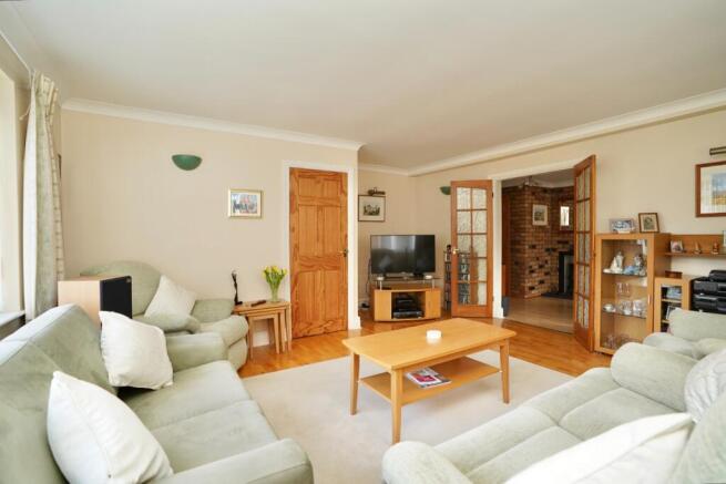 Parkhall Road, Somersham, Huntingdon, Cambridgeshire, PE28 3HE photo 2