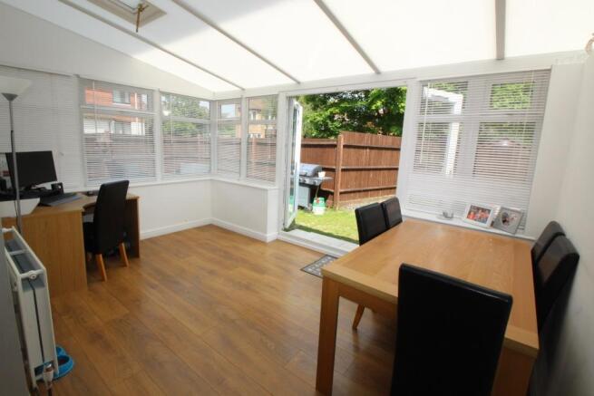 44 Latimer Dr04.JPG