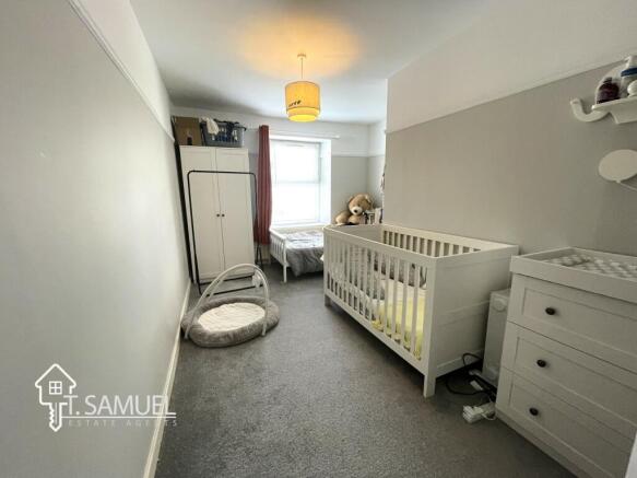 Bedroom 2a.JPG