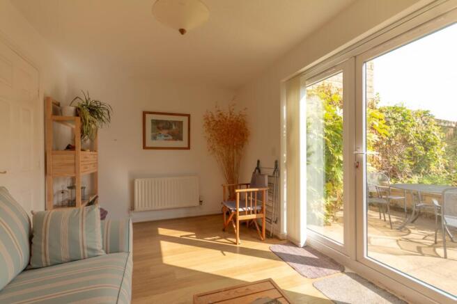 3 bed House for sale Image 5
