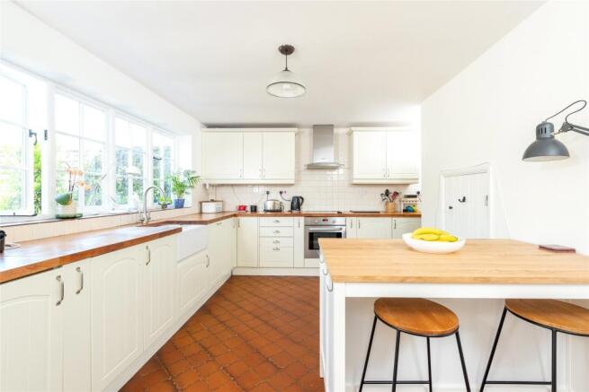 Kitchen/Breakfast Rm