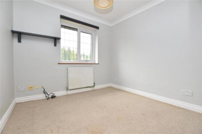 4 bed Detached for sale Image 7