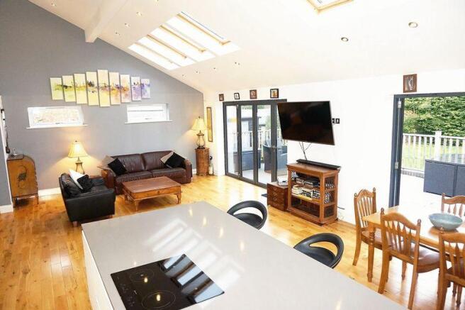 Living/Kitchen...