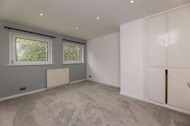 3 bed Semi-Detached for sale Image 12