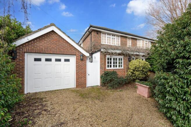 3-bed house on Bracken Path, Epsom, KT18, £950,000