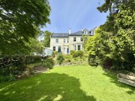 Tregeglos, Kenwyn Close, Truro TR1 3DX