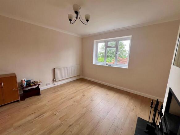 Living Room.jpg