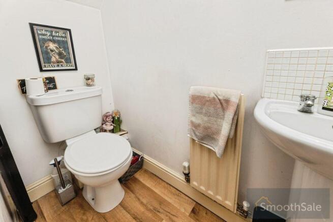 3 bed Town House for sale Image 11