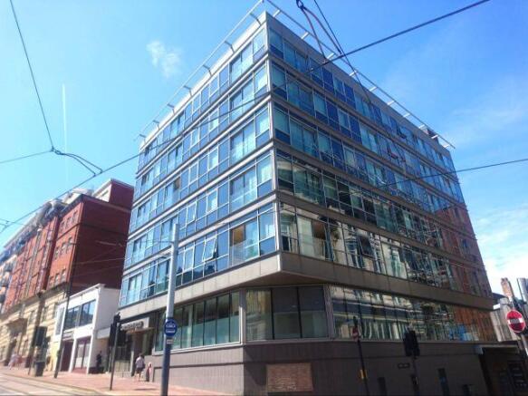 2 bed Apartment to rent Image 12