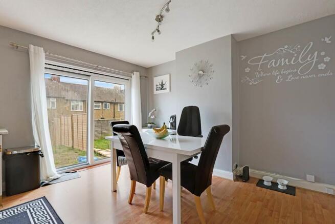 06-3b52JHVXL - 46 Waverley Road - 1-small.jpg