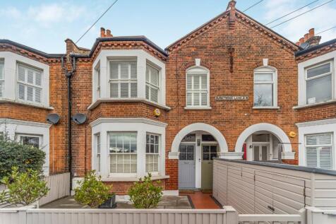 Burntwood Lane, Earlsfield, London, SW17