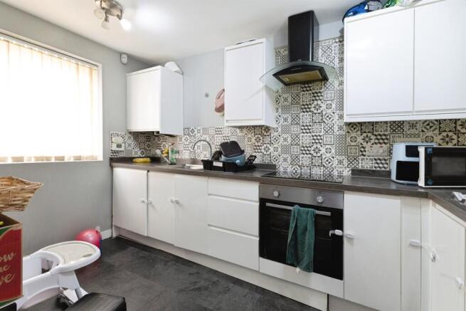 2 bed End of Terrace for sale Image 4