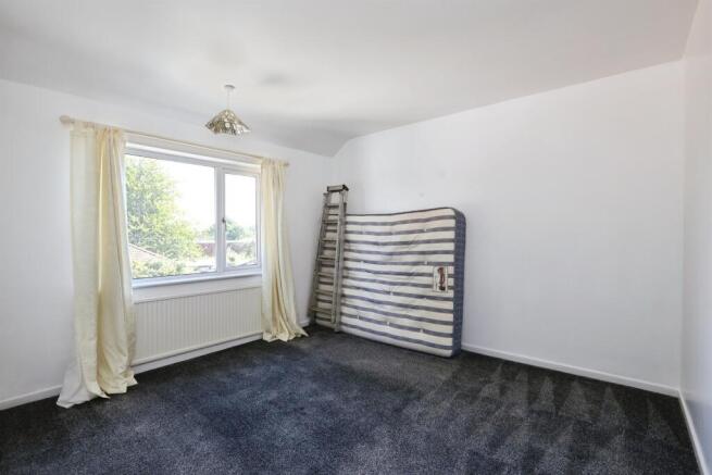 3 bed Semi-Detached for sale Image 7