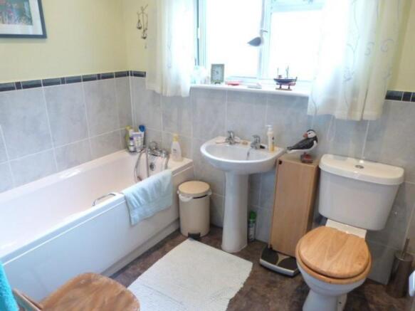 Photo 12