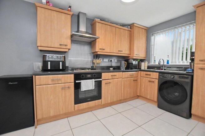 3 bed End of Terrace for sale Image 5