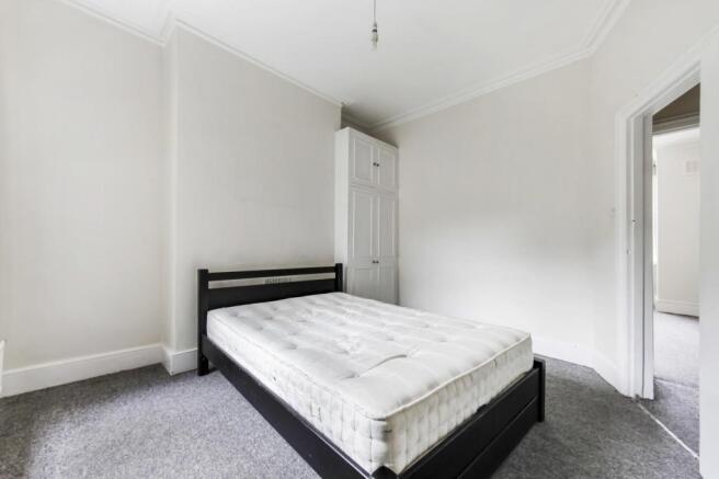 Bedroom aspect 2
