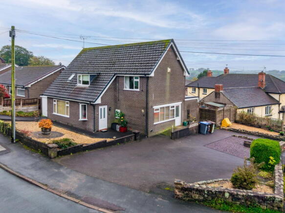3-bed detached on Meadow Avenue, Wetley Rocks, Staffordshire, £350,000