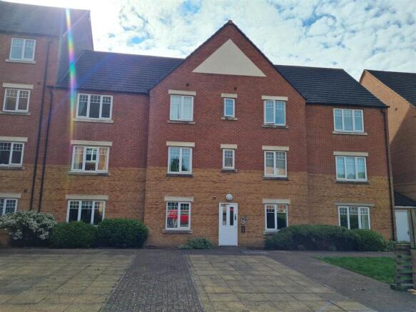 27 Hedge External