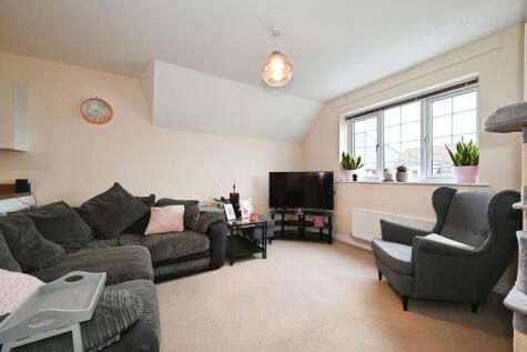 21 Jasmine Square, Reading, RG5