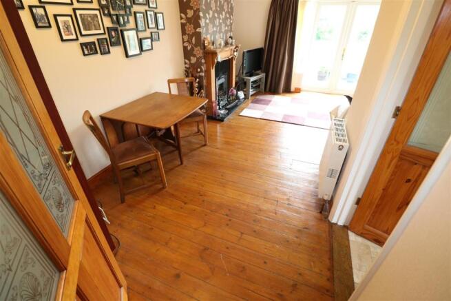 Lounge/Dining Room