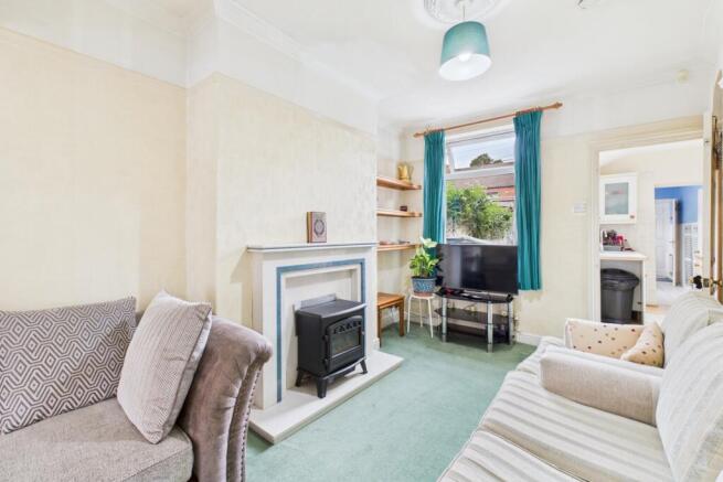 CAM03162G0-PR0320-STILL010