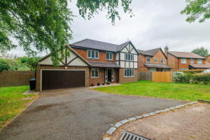8, Kinnibrugh Drive, Lingfield RH7 6QF
