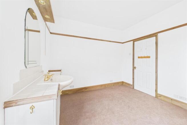 62 Charlton Road, Kingswood, Bristol BS15 1HB | Fr