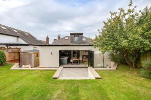 15, Westway, Wirral CH60 8PJ