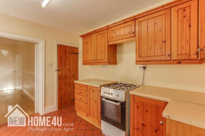 KITCHEN: