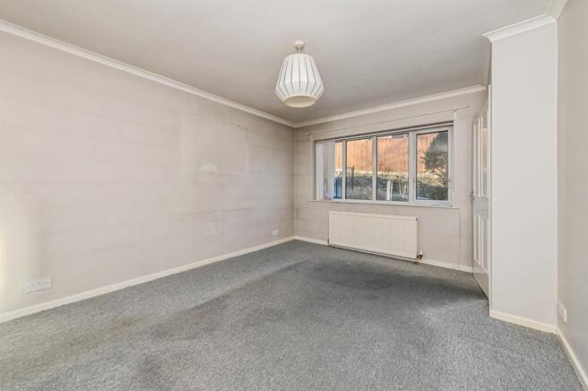 3 bed Terraced for sale Image 10