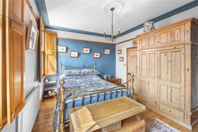 4 bed Terraced for sale Image 11